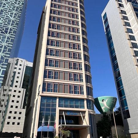 C - Hotel And Suites Doha Exteriör bild