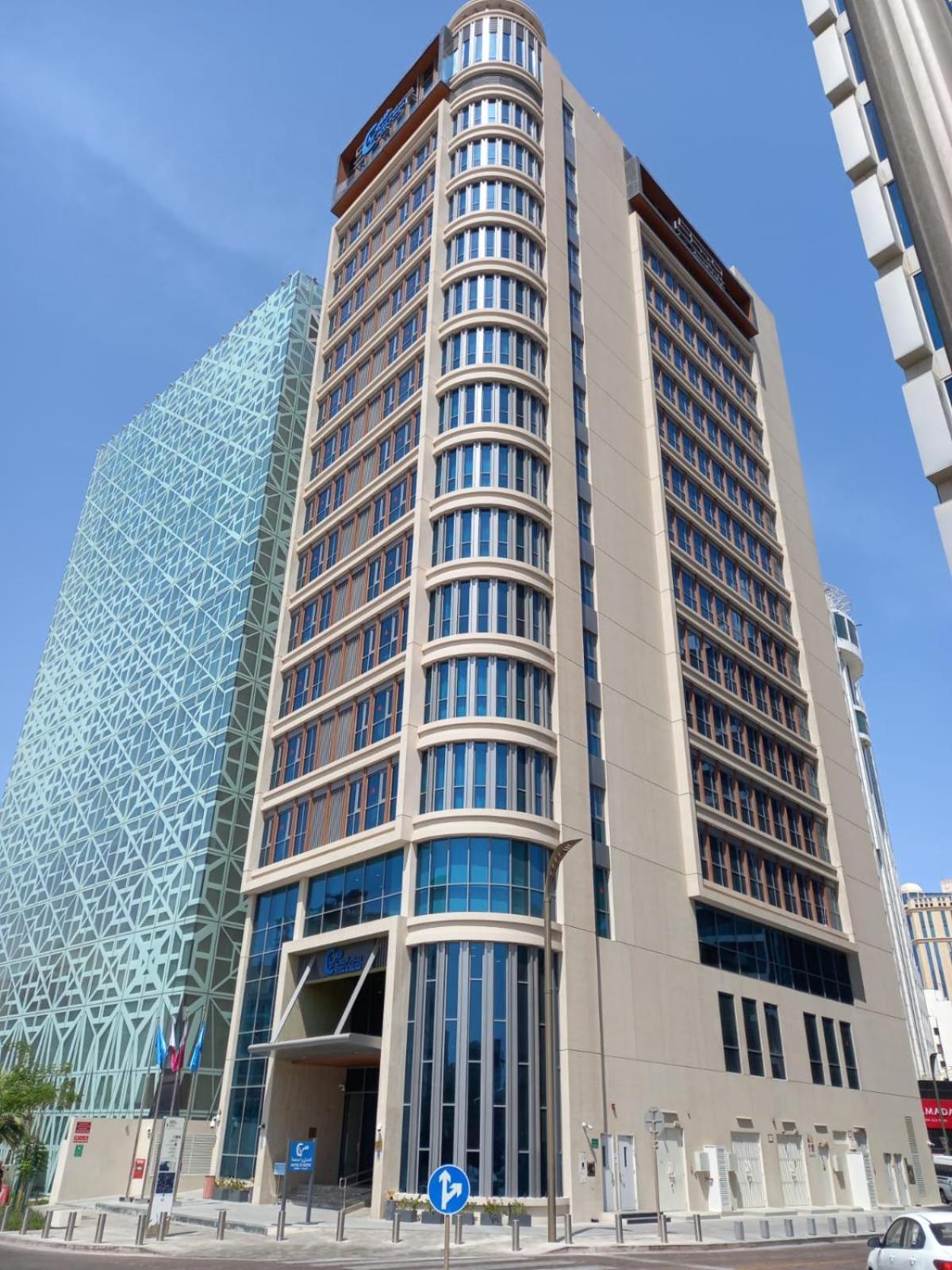 C - Hotel And Suites Doha Exteriör bild